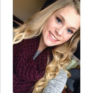 Meet your Posher, Tori